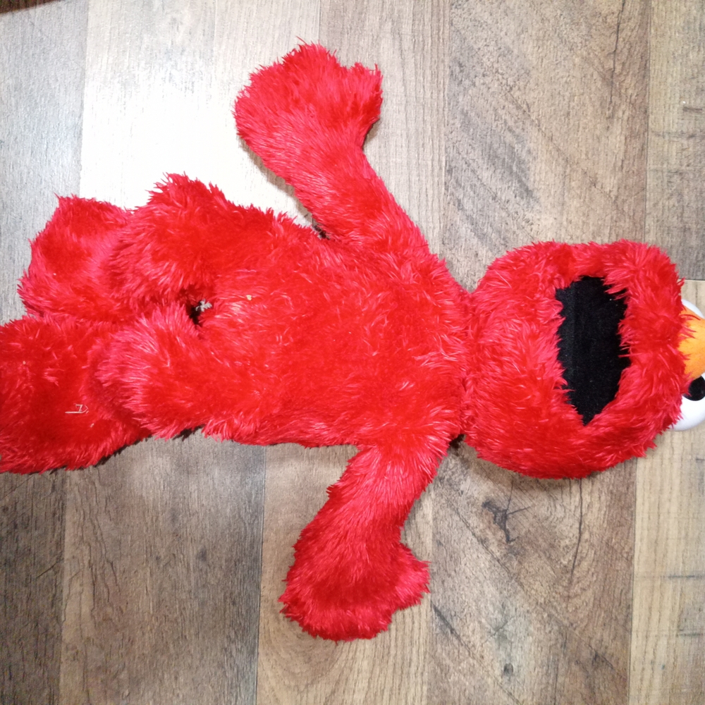 14 Inch Tickle Me Elmo 2021 Sesame Street Tickle Foot And Laughs
